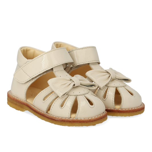 Angulus - Begyndersandal Med Sløjfe og Velcro, 0500 - Buttermilk PT