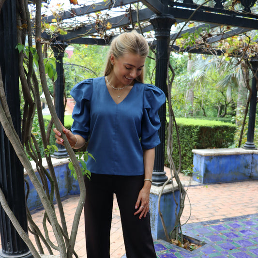 Liberté - Winnie Vneck Blouse, 22358 - Dusty Blue