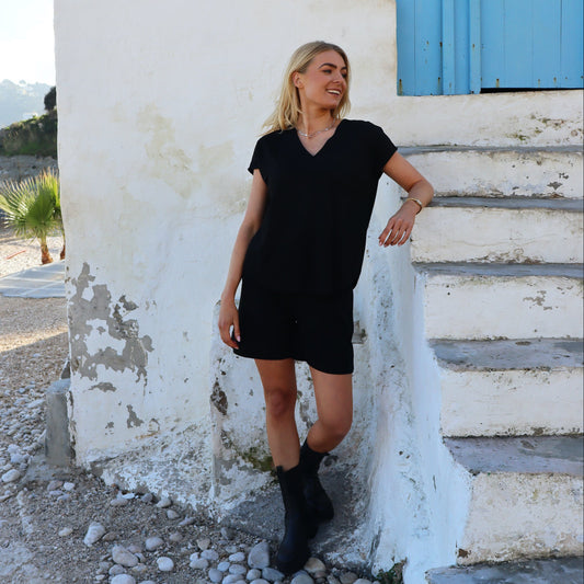 Liberté - Nuni Vneck T-shirt, 22409 - Black