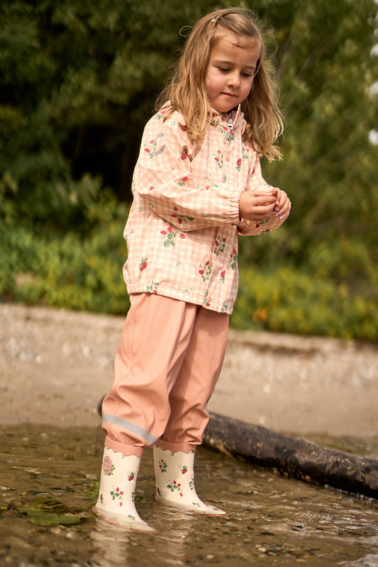 Mikk-Line - PU Rain Set AOP, 33148 - Strawberry AOP