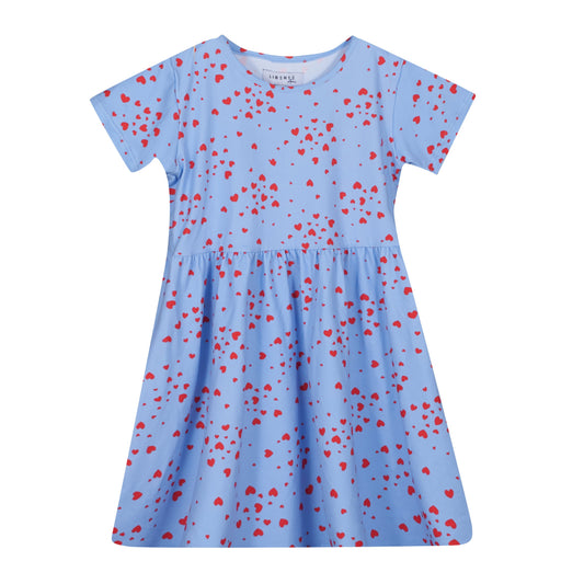 FORUDBESTILLING // Liberté - Alma KIDS Babydoll Dress SS, 9652 - Light Blue Pink Heart (Levering ca. uge 23/24)