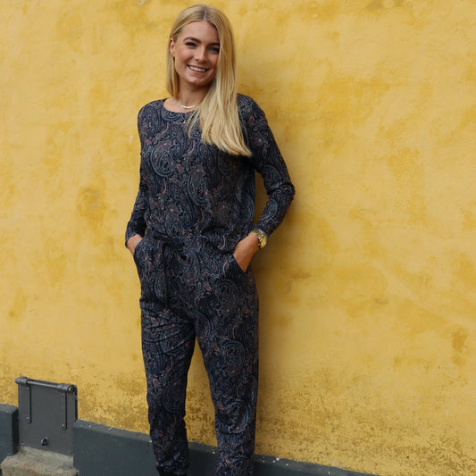 Liberté - Alma LS Top, 9504 - Night Sky Paisley