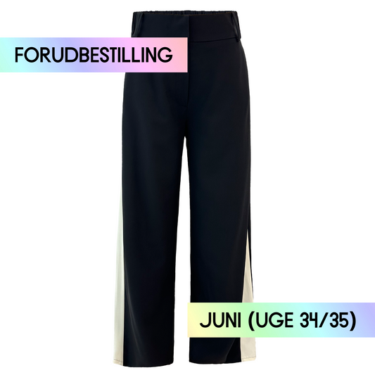 FORUDBESTILLING // Liberté - Frede Wide Panel Pants, 22256 - Black Offwhite (Levering ca. uge 34/35)