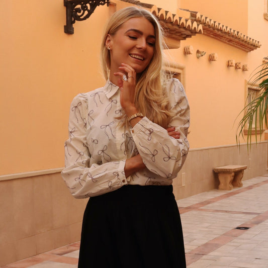 Liberté - Flora LS Blouse, 21598 - Creme Bow