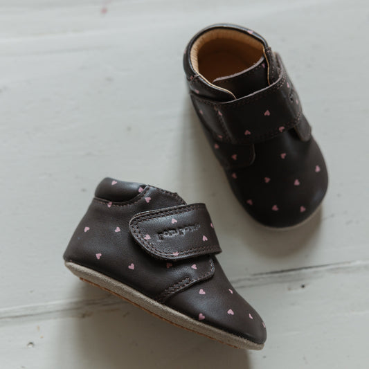 Pom Pom - Beginners Velcro Print, PM2021 - Brown Heart AOP