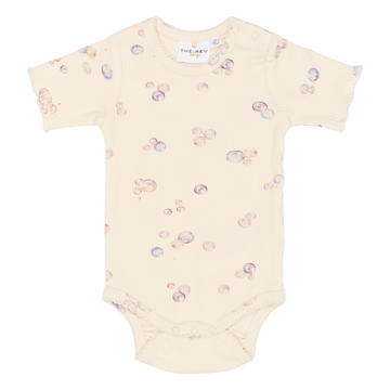 THE NEW Siblings - Tamma SS Rib Body, TNSB7014 - Gardenia AOP