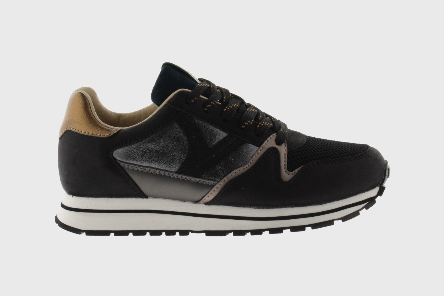 Victoria Shoes - Cometa Monocolor Multimaterial Sneaker - Black